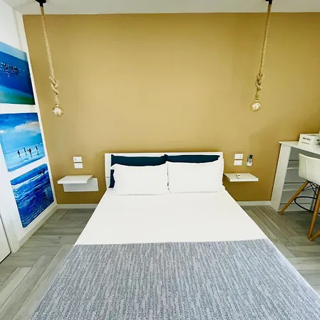 Bed & Breakfast Aquamari *