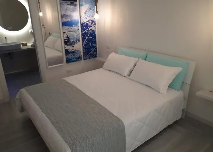 Aquamari Oda ve Kahvaltı 4*