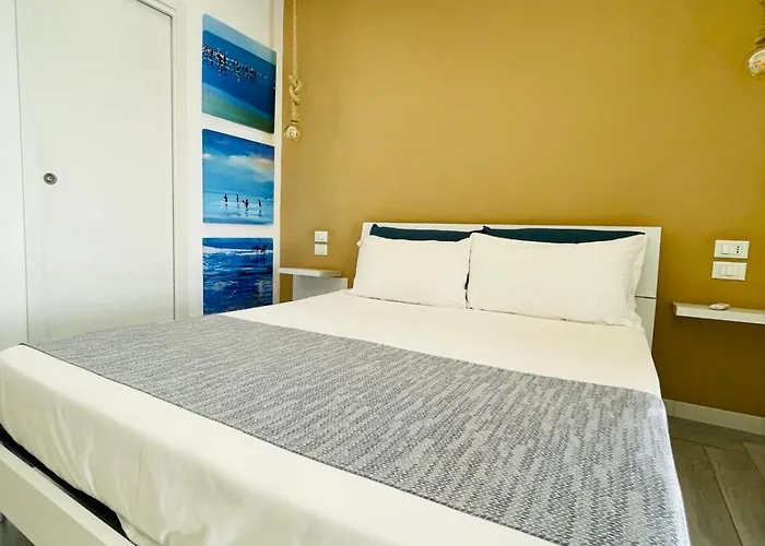 Oda ve Kahvaltı Aquamari