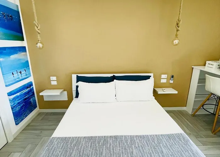 Nocleg ze śniadaniem Aquamari 4*